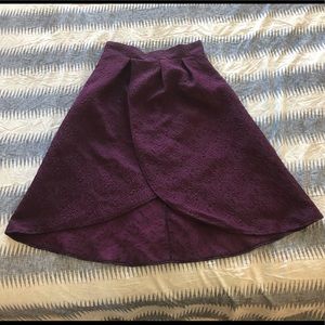 Chicwish Burgundy Textured Tulip Midi skirt